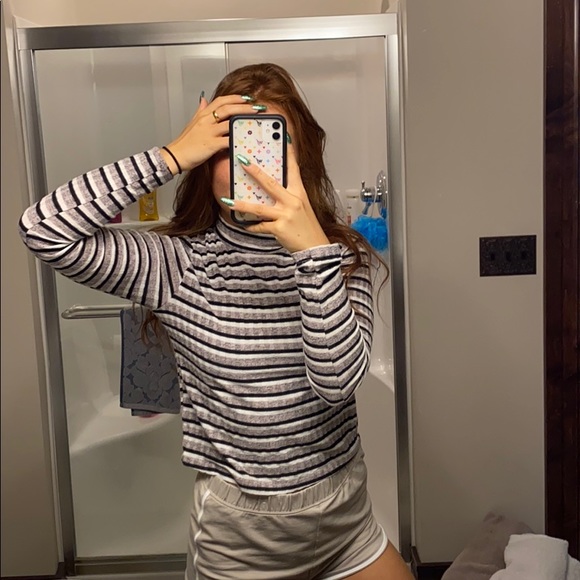 mock neck striped long sleeve - Picture 2 of 2